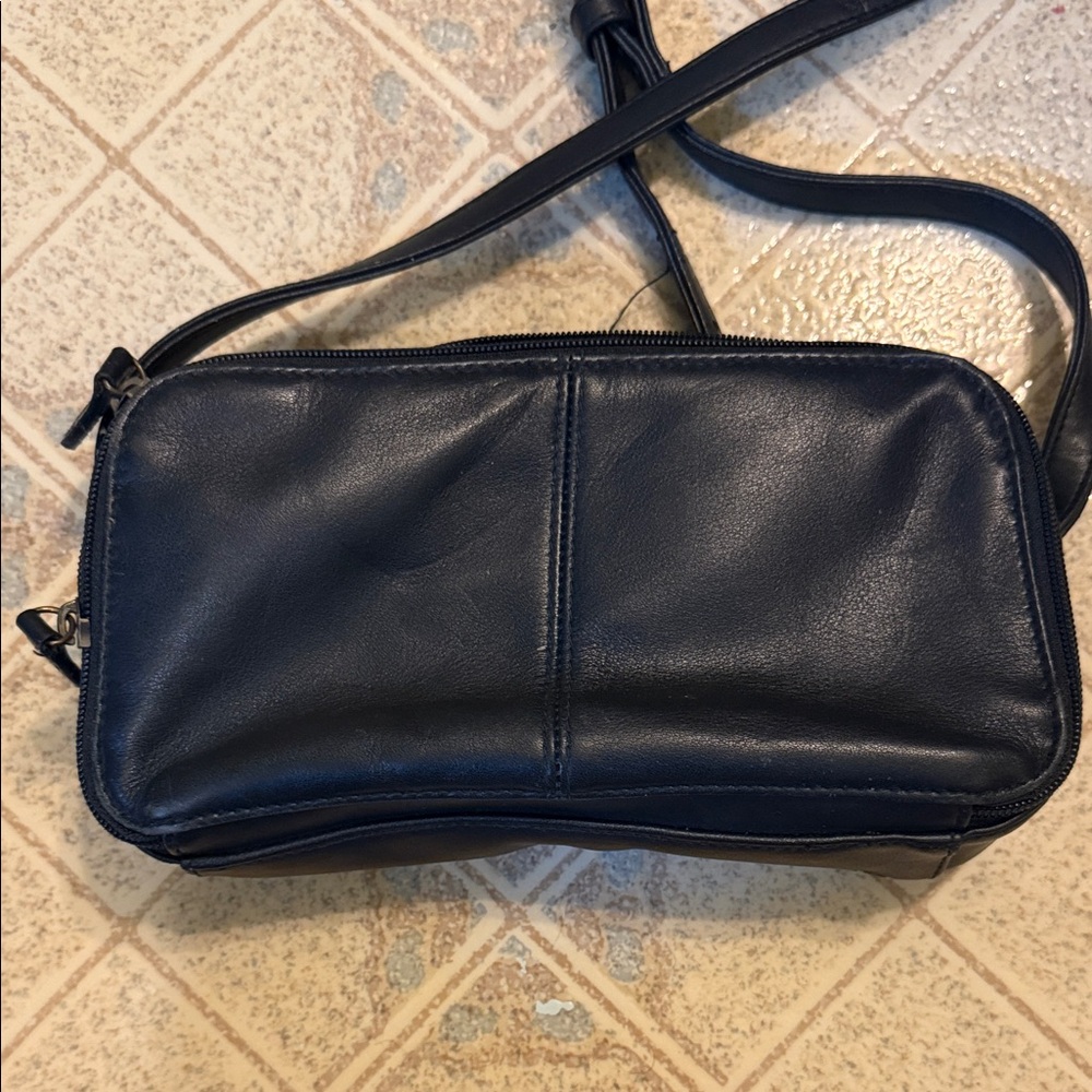 Worthington Black Leather Crossbody Bag - Picture 3 of 8